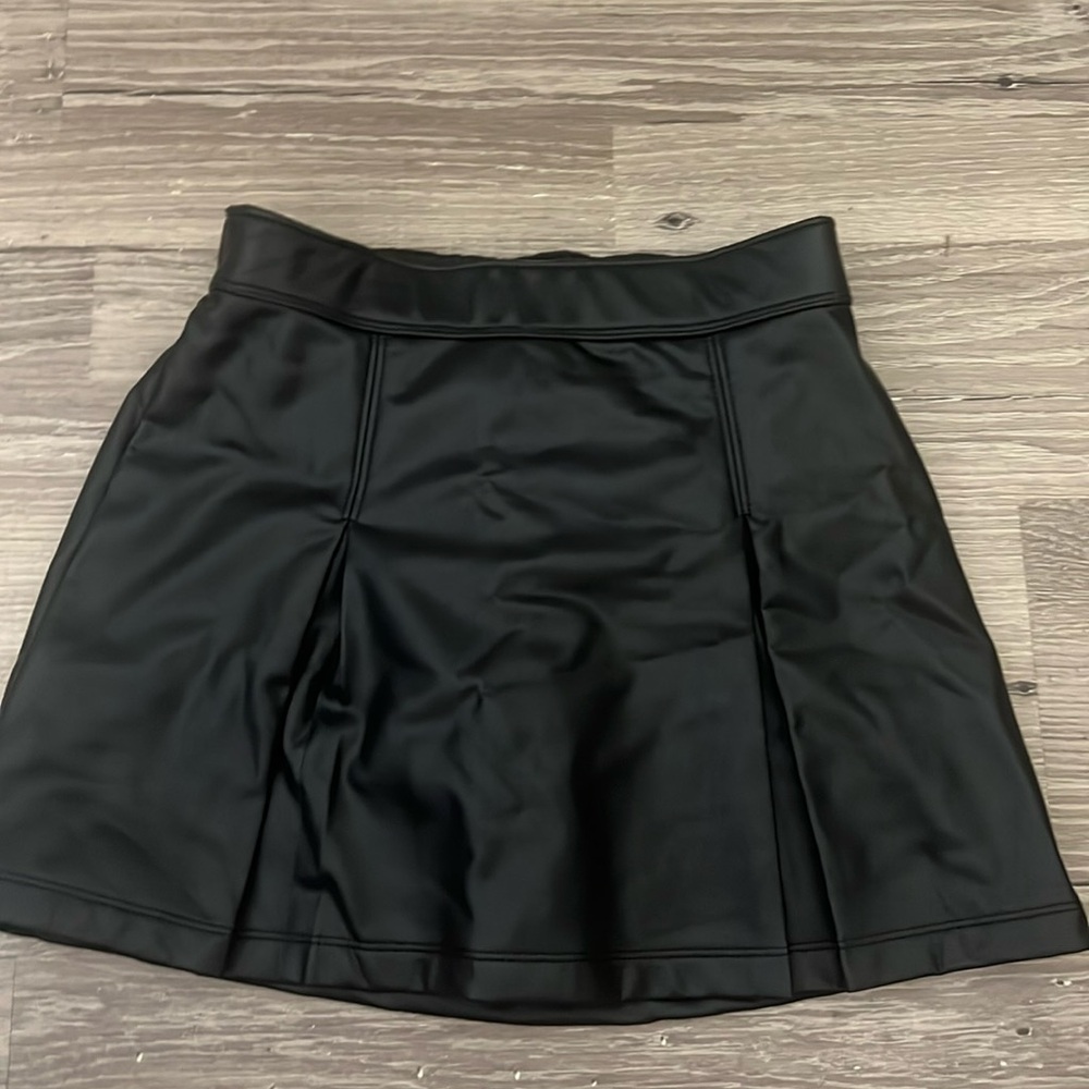 Never worn